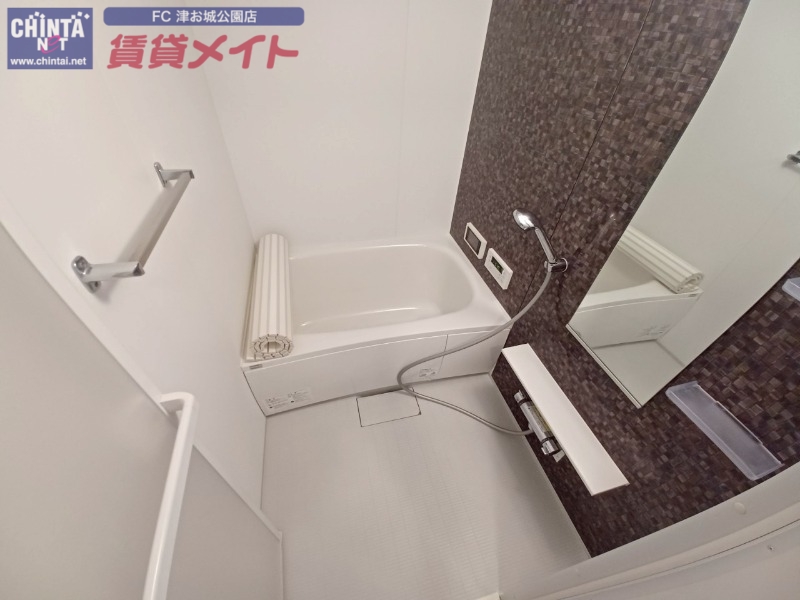 バス・シャワールーム　同物件別室写真