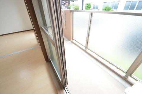 バルコニー　ベランダ（イメージ）