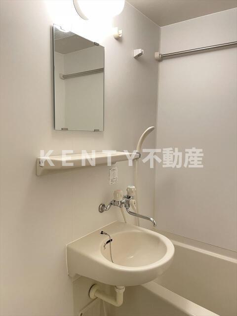 洗面設備　同タイプ参考写真