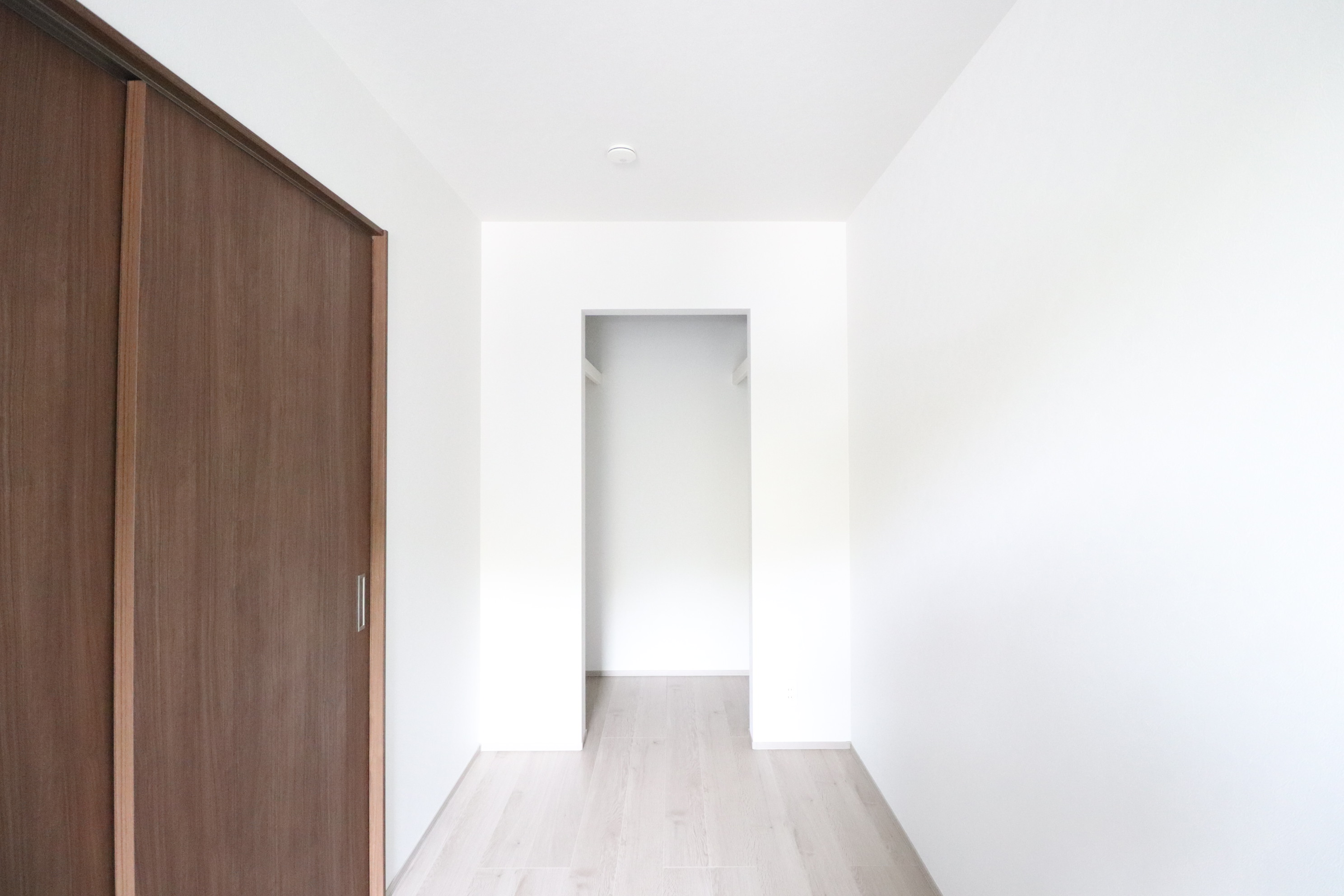 収納　ウォークインクローゼット♪