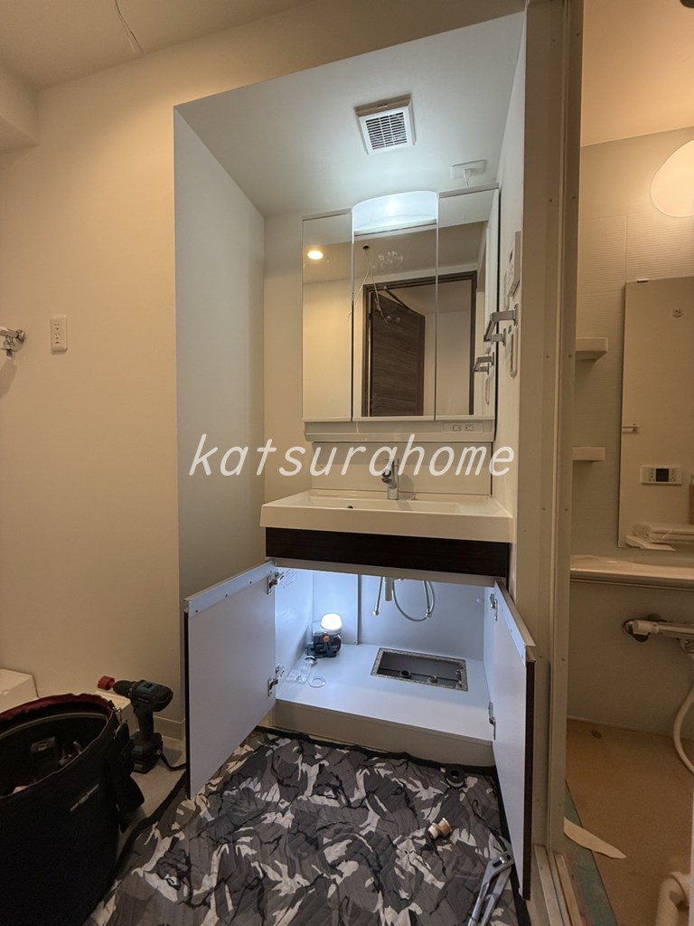 洗面設備　※同タイプ反転