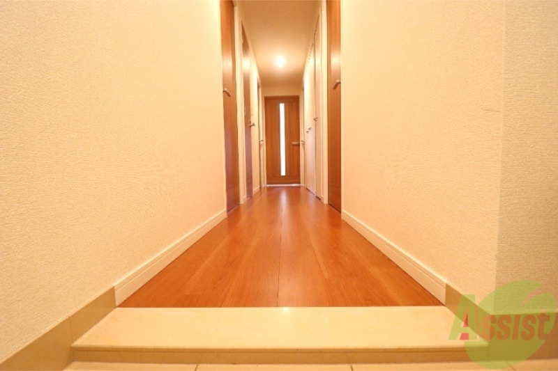 玄関　嬉しいシューズボックス付き！