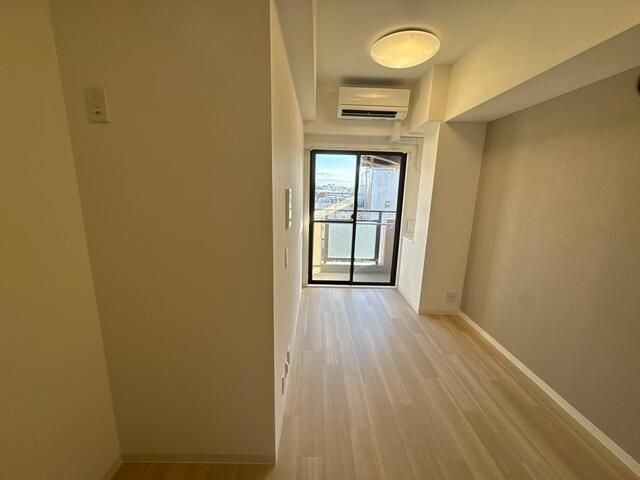 居室・リビング　※全て別号室のお写真。内装等参考にしてください。