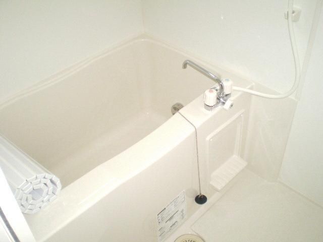 バス・シャワールーム　☆もちろん追い焚き完備☆