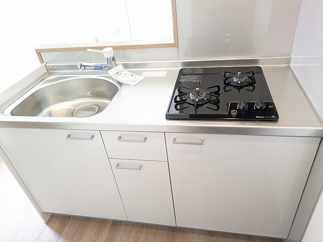 キッチン　システムキッチンガス2 口！