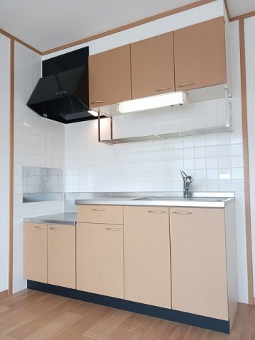 キッチン　コンパクトなキッチンで掃除もラクラク