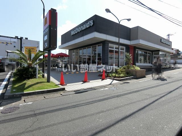 飲食店　マクドナルド 日立金沢店（飲食店）まで112m