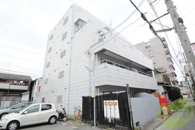 建物外観　存在感のある外観で堂々としていますね