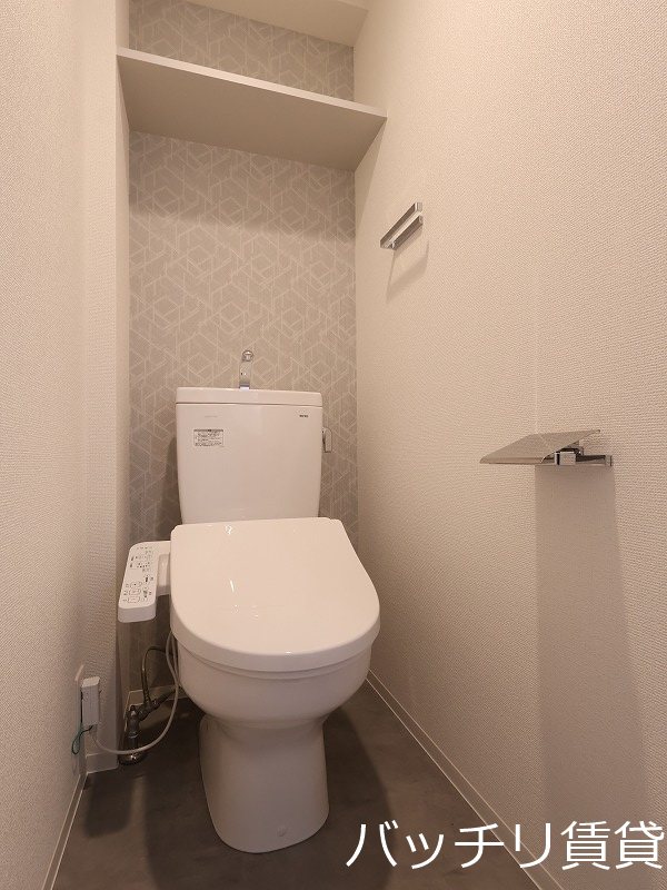トイレ　画像は、同型タイプの為、現状を優先いたします。
