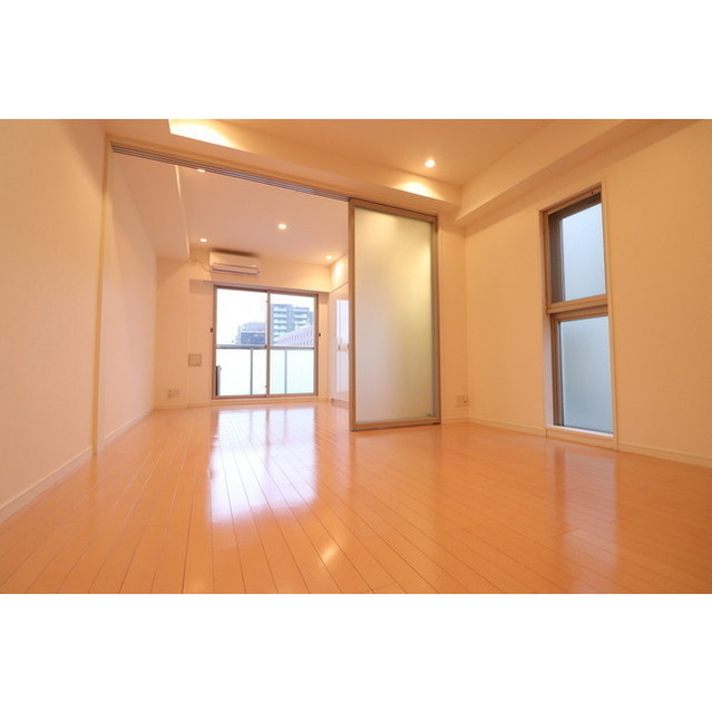 居室・リビング　内観※別部屋参考写真