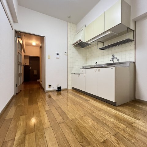 居室・リビング　同仕様タイプです