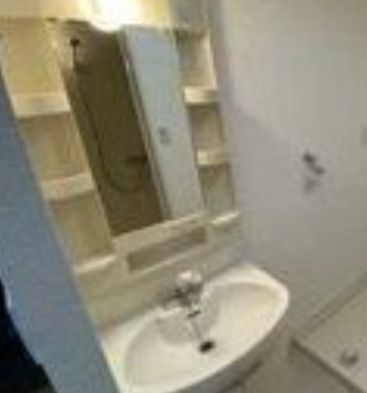 洗面設備　コンパクトで使いやすい洗面所