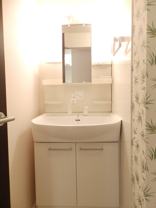 洗面設備　洗髪洗面化粧台