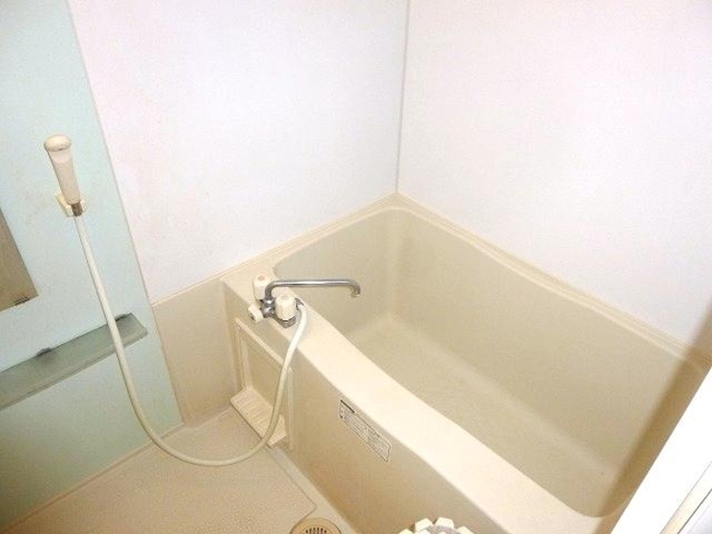 バス・シャワールーム　浴室