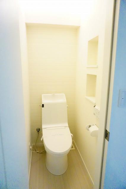 トイレ　トイレ