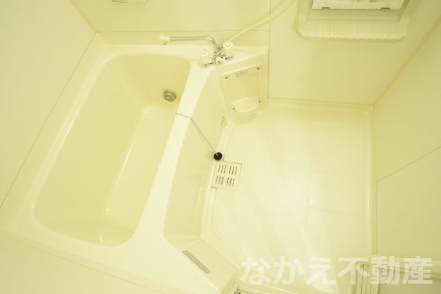 バス・シャワールーム　お風呂で日々の疲れを落としましょう