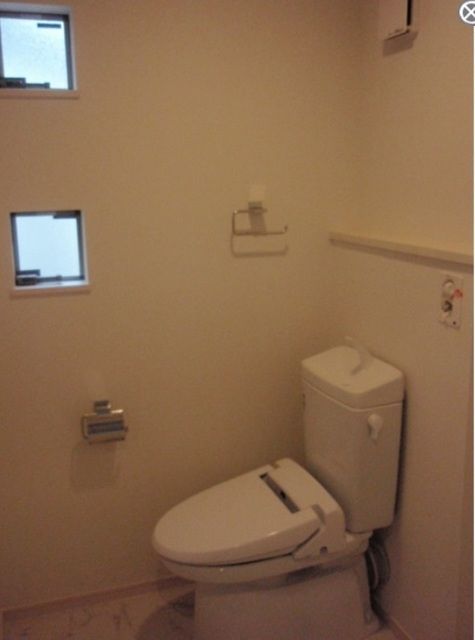 トイレ　トイレ