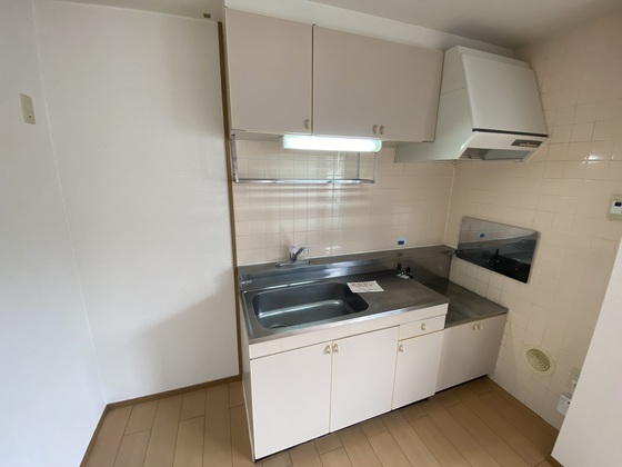 キッチン　※別部屋の写真です