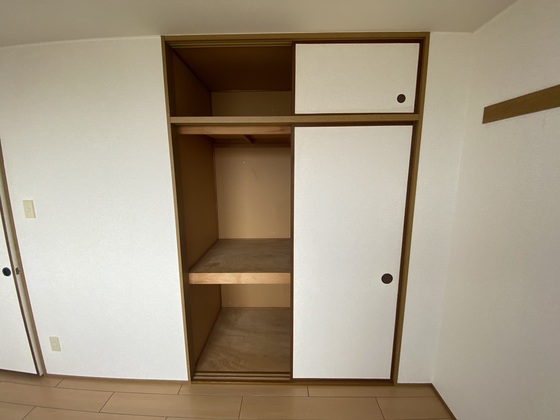 収納　※別部屋の写真です