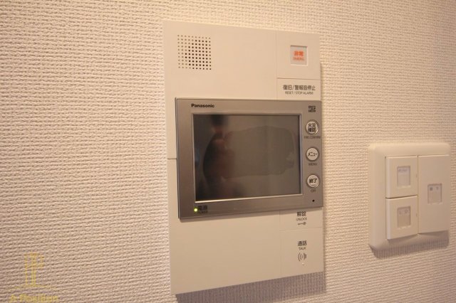 セキュリティ　セレニテ堺筋本町プリエ