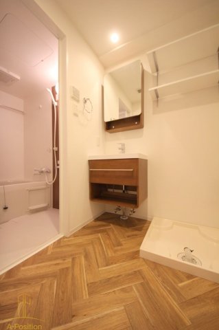 洗面設備　セレニテ堺筋本町プリエ