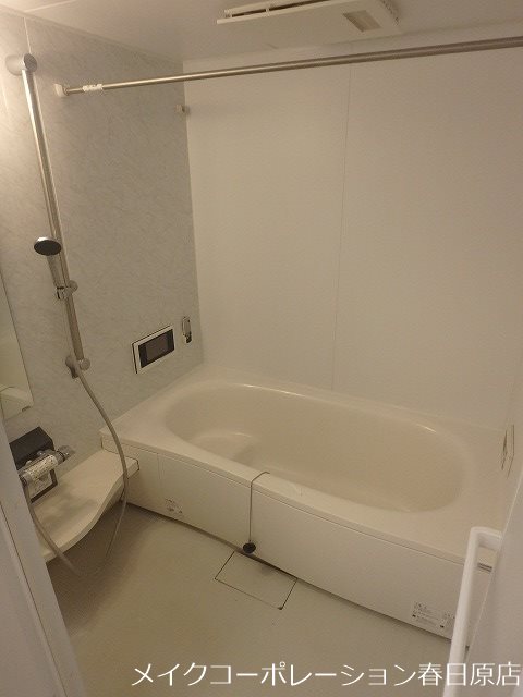 バス・シャワールーム　写真は同型タイプ