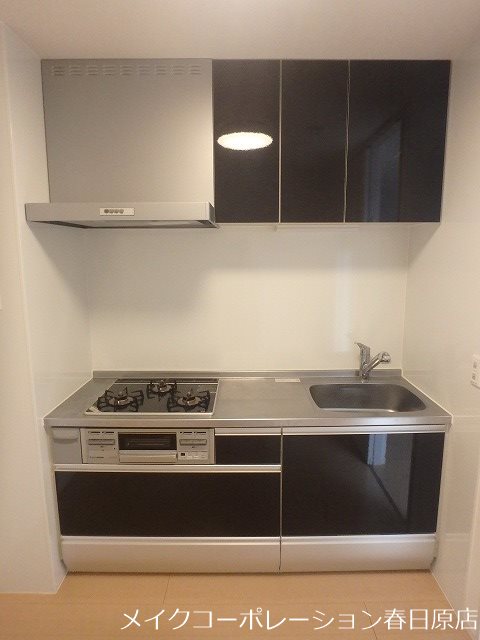 キッチン　写真は同型タイプ