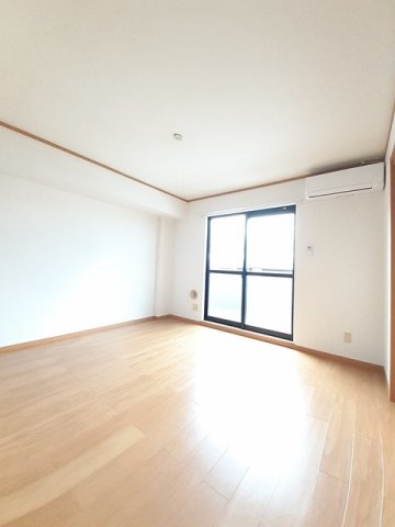 居室・リビング　ゆったり過ごせるリビングです