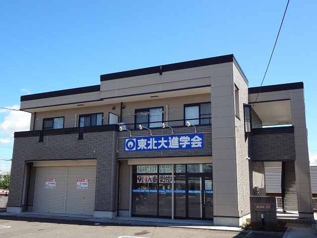 建物外観　落ち着いた雰囲気の外観です