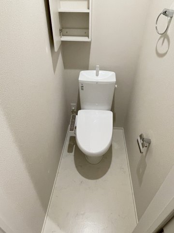 トイレ　★温水洗浄便座★