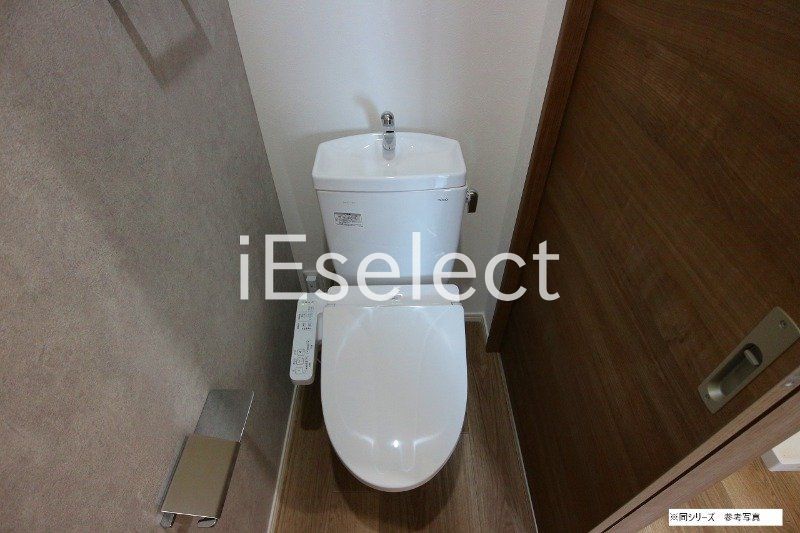 トイレ　同施工会社のイメージ