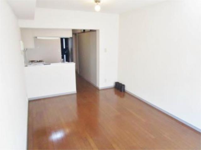 居室・リビング　明るいお部屋です