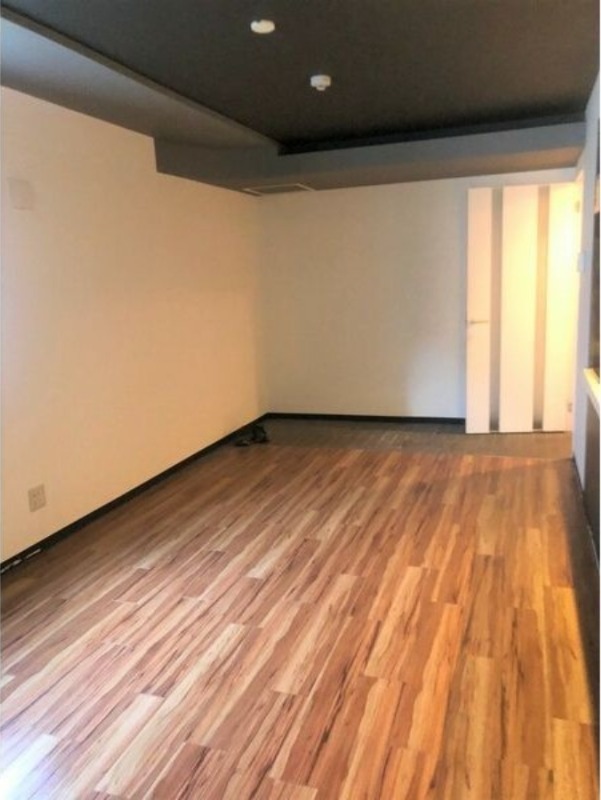 居室・リビング　退去予定につき同タイプの画像です。