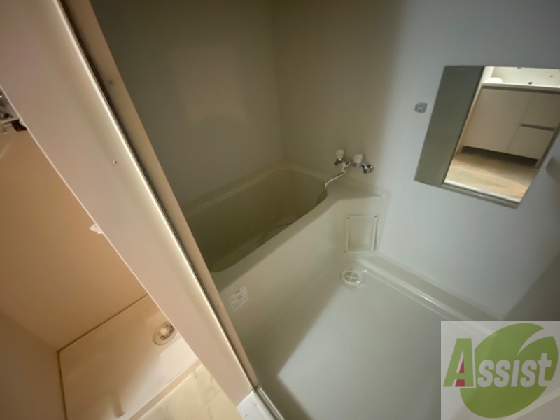 バス・シャワールーム　お風呂です。ゆっくりお風呂につかるのも体に良いですね～