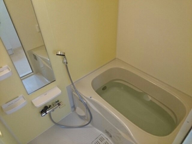 バス・シャワールーム　きれいなお風呂です