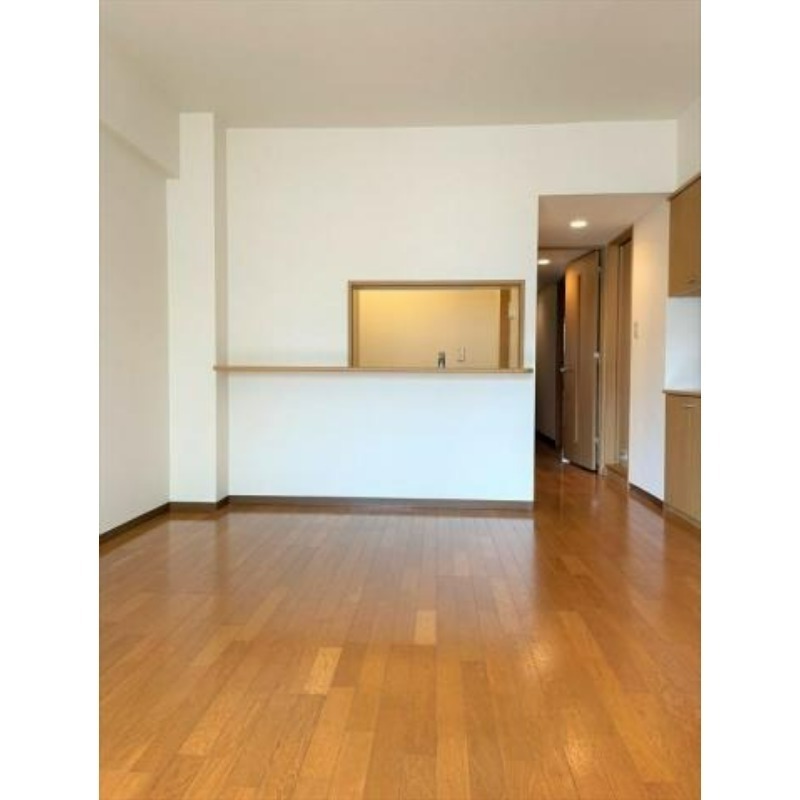 その他設備　バルコニー側から見たお部屋♪