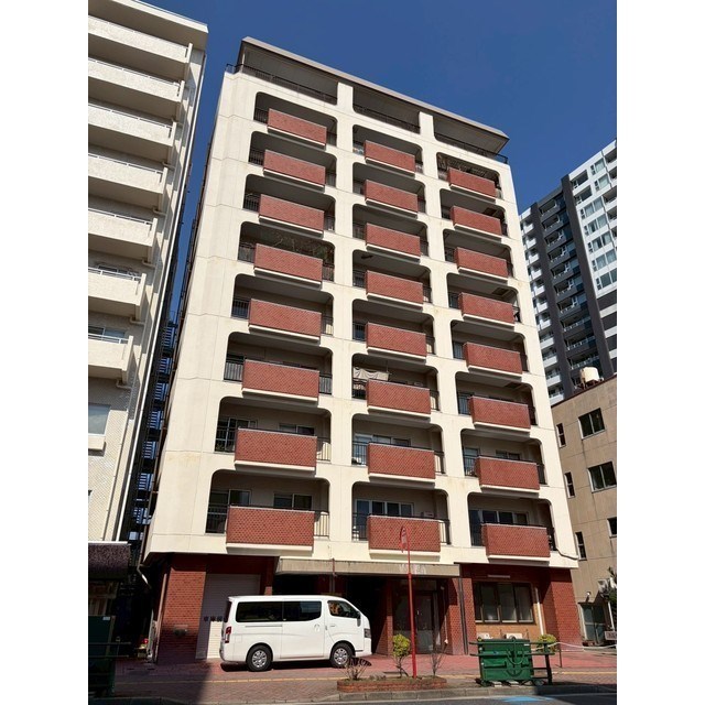 建物外観　10階建てマンション