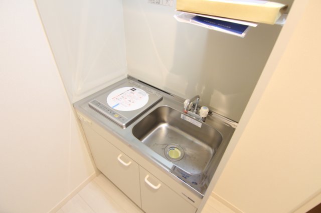 キッチン　他のお部屋の参考写真となります。