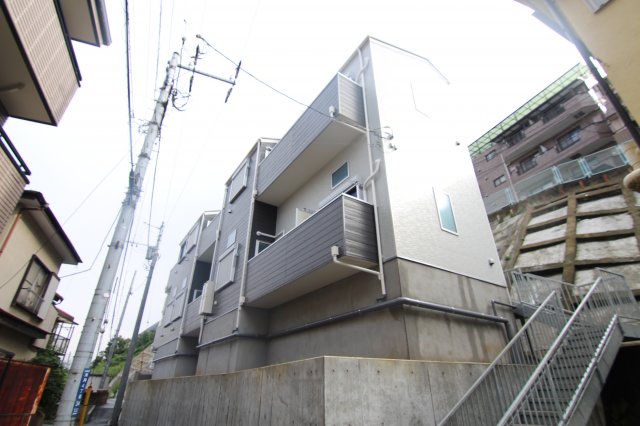 建物外観　2016年完成のロフト付賃貸☆