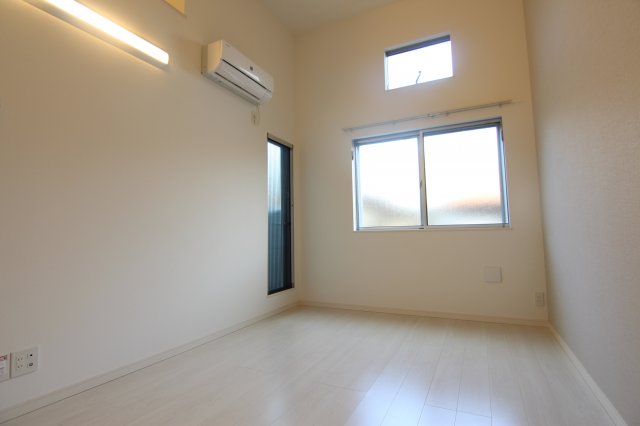 居室・リビング　他のお部屋の参考写真となります。