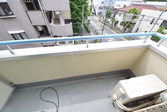 バルコニー　★お部屋探しはタウンハウジング稲田堤店まで★