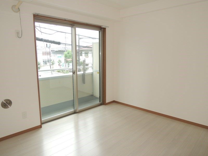 居室・リビング　★お部屋探しはタウンハウジング稲田堤店まで★