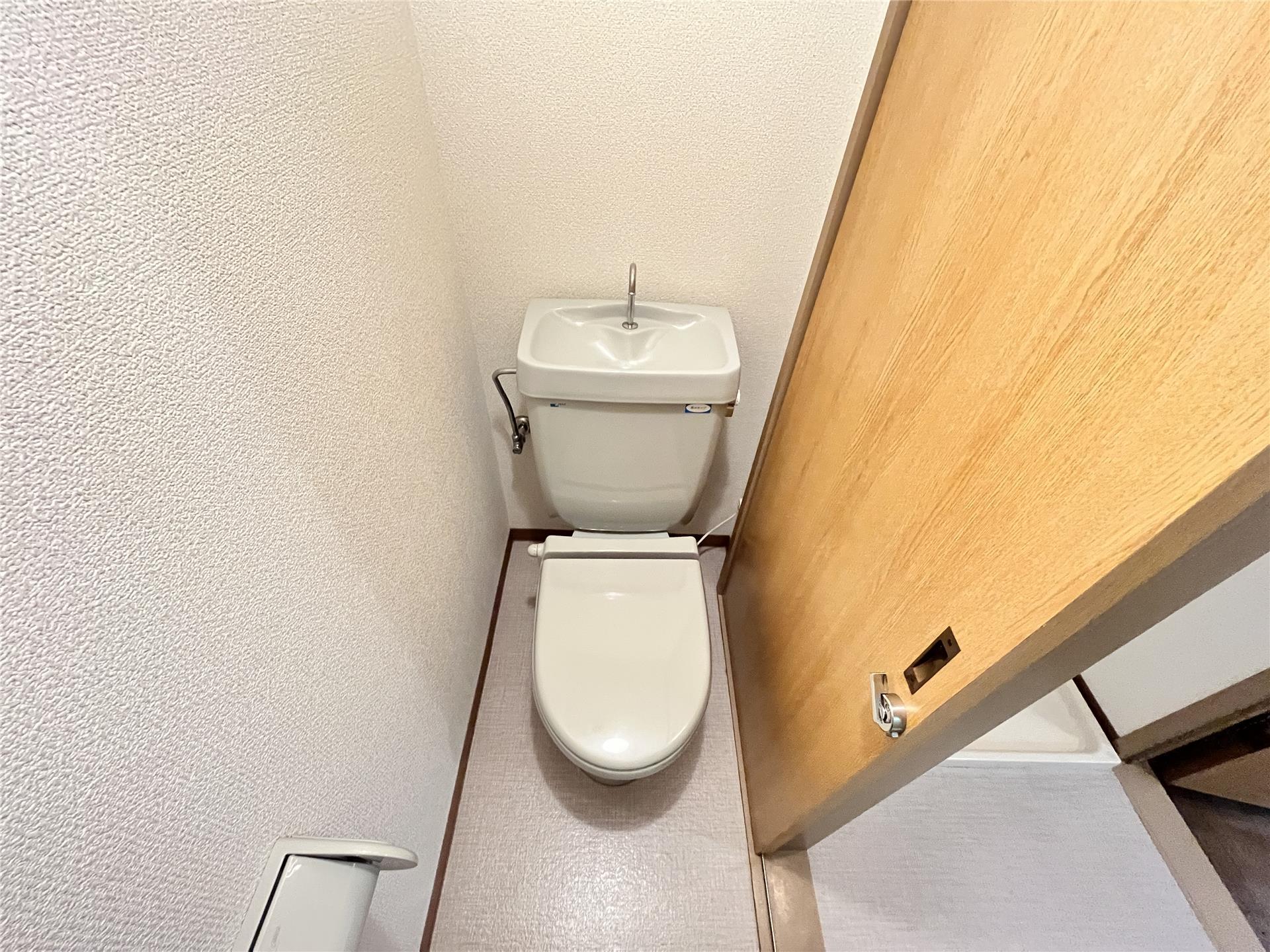 トイレ　暖房便座付トイレ