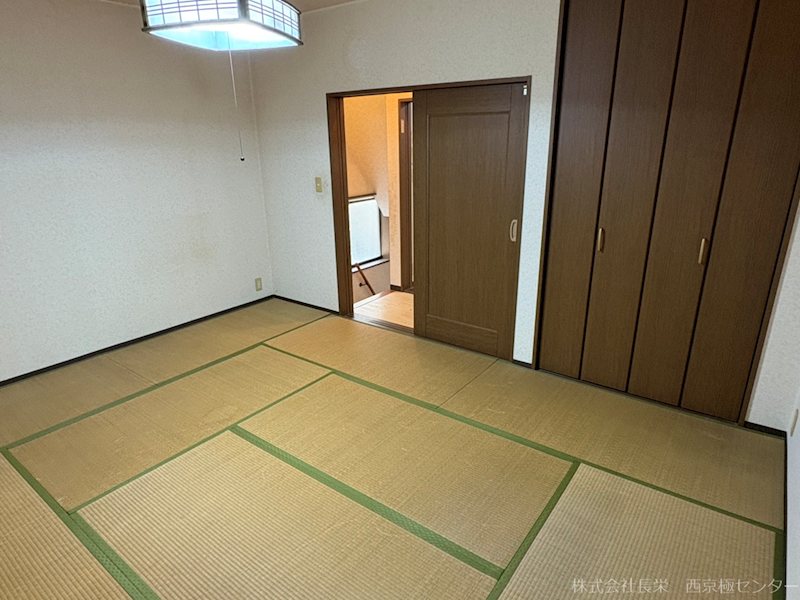 収納　和室10帖(2階)