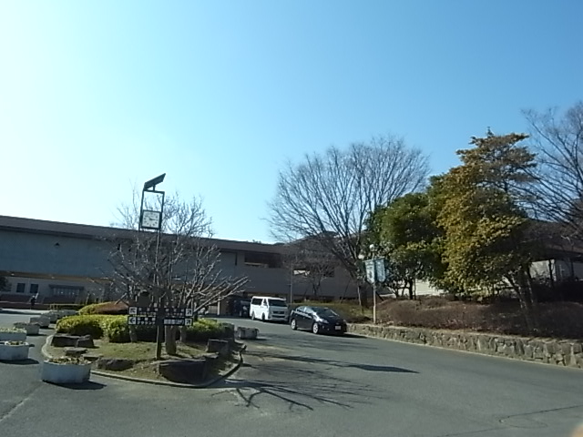 大学・短大　近畿大学　農学部・大学院農学研究科（大学・短大）まで3284m