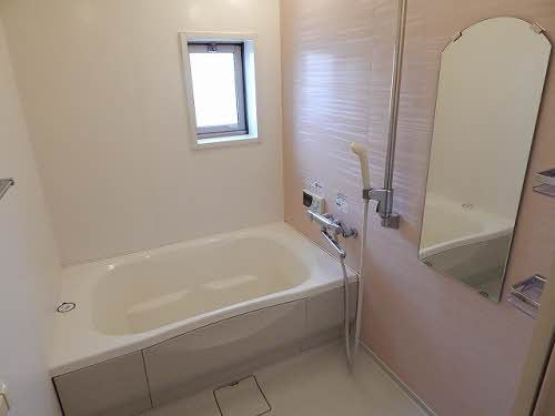 バス・シャワールーム　浴室