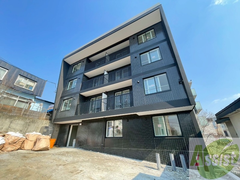 建物外観　月寒西４条「メニーズコート月寒公園プレミア」