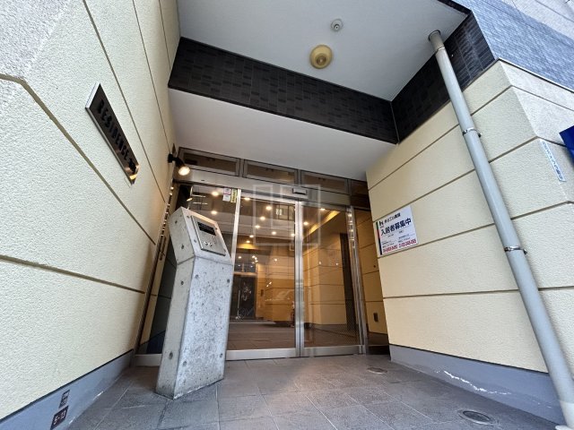 エントランス　レジデンス本町　エントランス