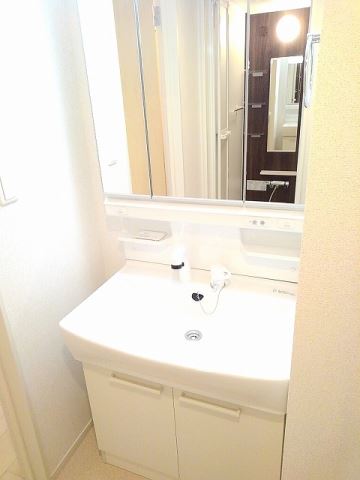 洗面設備　シャンプードレッサー