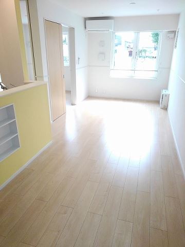 居室・リビング　リビング